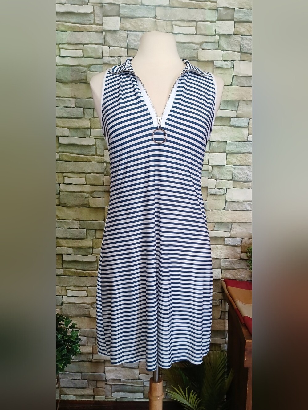 MSK Petite Medium O Ring Zip Striped Sheath Dress Blue White